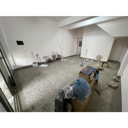 南區南平路透天店面出租|1F+B1・31坪 南區南平路透天店面出租|1F+B1・31坪