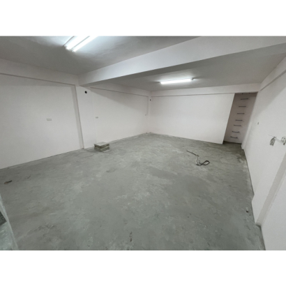 南區南平路透天店面出租|1F+B1・31坪 南區南平路透天店面出租|1F+B1・31坪